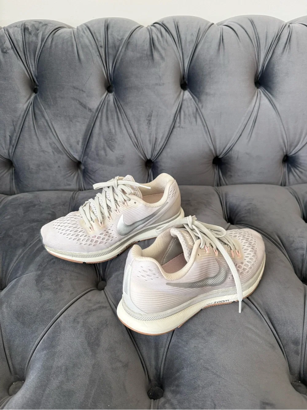 Nike light gray